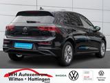 Volkswagen Golf VIII  1.5 l TSI Life NAVI LED GJ-REIFEN PRI - VW Gebrauchtwagen von 2023
