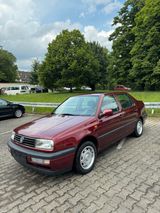 Volkswagen Vento 1.8 CL H-Kennzeichen - Volkswagen Vento mit Benzin-Antrieb