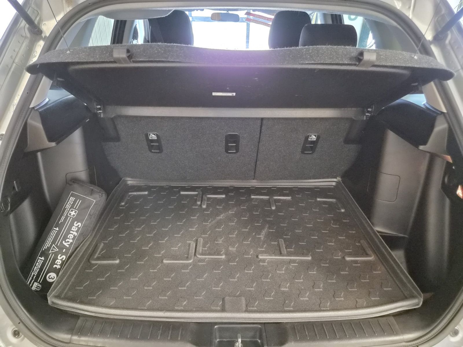 Fahrzeugabbildung Suzuki Vitara 1.4 Comfort / GEPFLEGT / GARANTIE /
