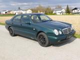 Mercedes-Benz E 220 D CLASSIC - gebrauchte Mercedes-Benz E 220 aus dem Jahr 1997