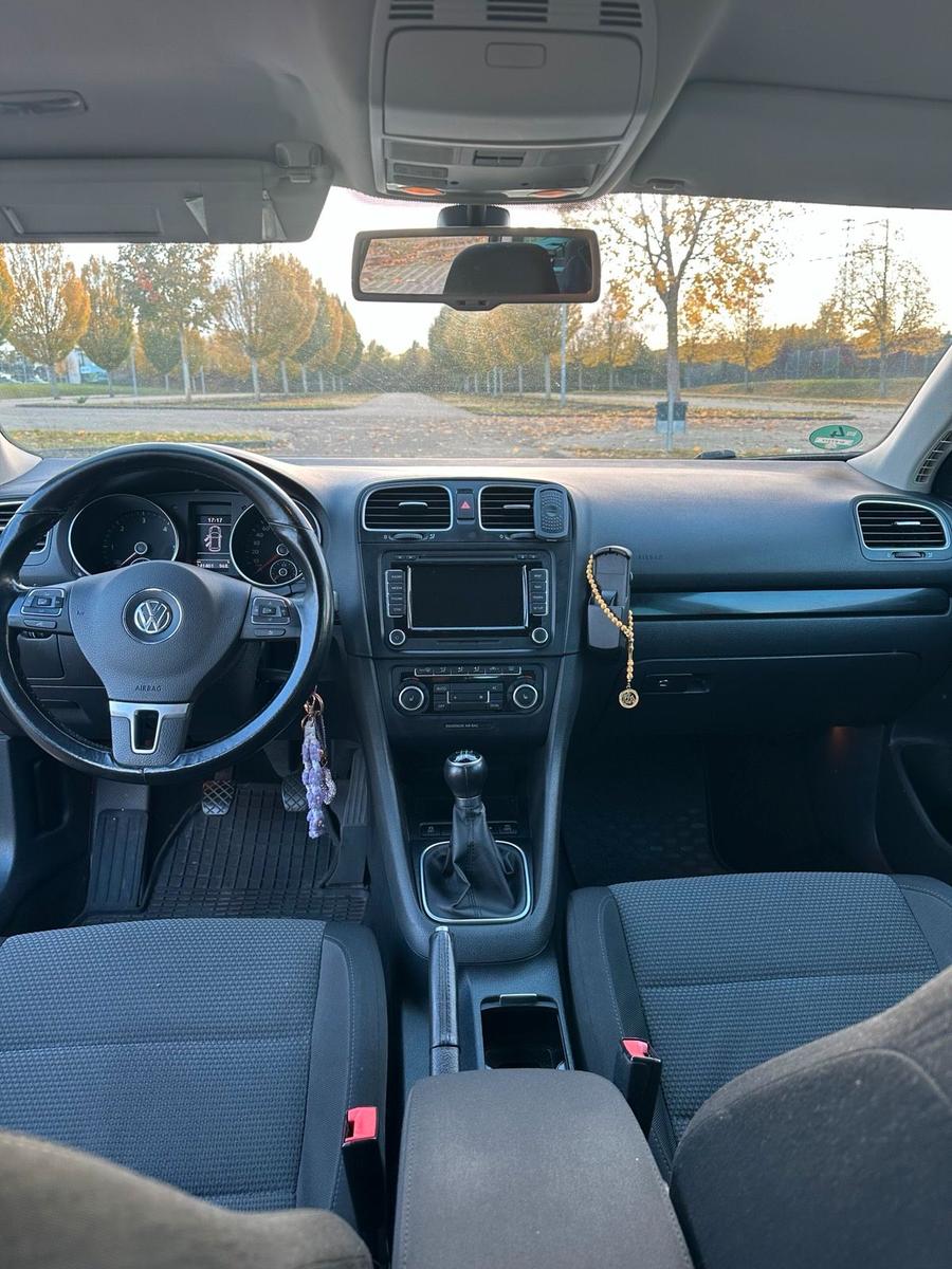 Volkswagen Golf 2010 — photo 7