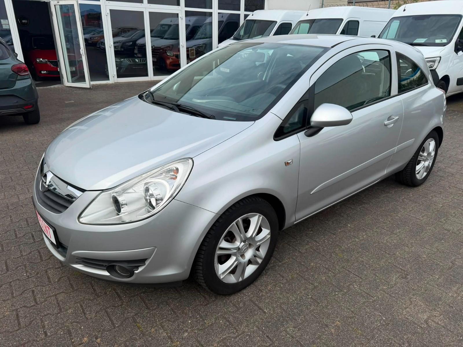Opel Corsa D Edition KLIMA / 1.HAND / erst 52000 km !