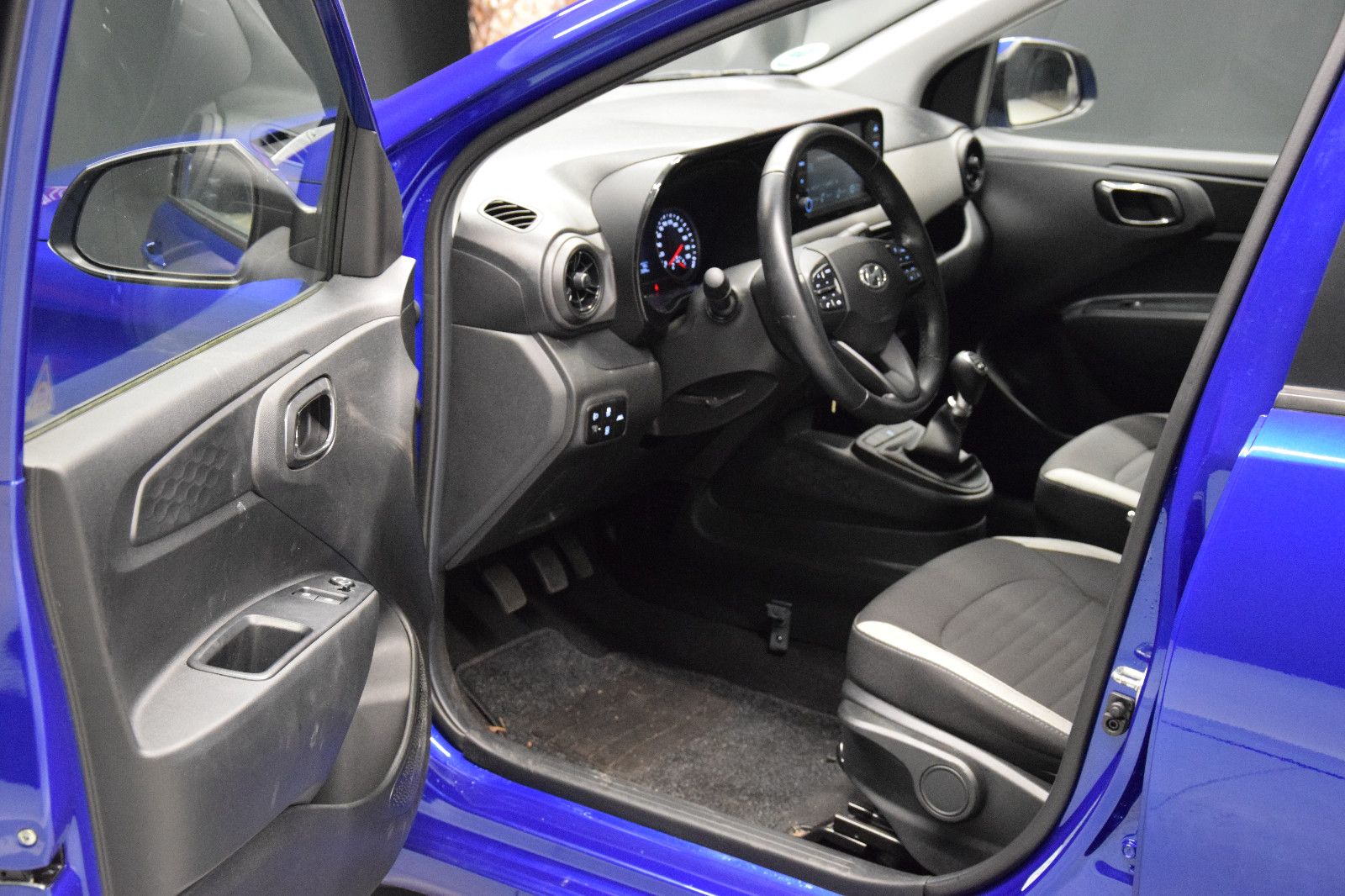 Fahrzeugabbildung Hyundai i10 Select Klima DAB+ Apple/Android Allwetter