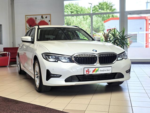 BMW 320 — Foto 13