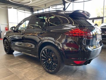 Porsche Cayenne Turbo *PANO*VOLLLEDER*KAMERA*TOTASSIST*