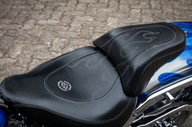 Fahrzeugabbildung Harley-Davidson CVO Screamin' Eagle Softail Springer FXSTSSE3