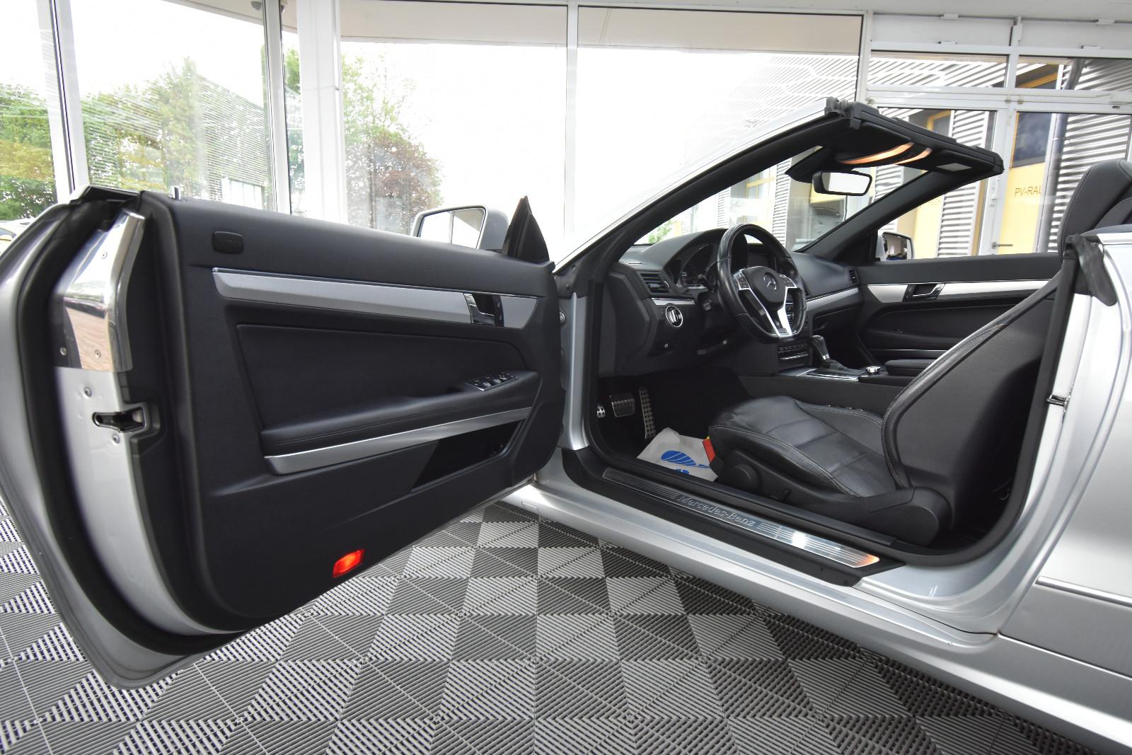 Mercedes-Benz E 250 Cabrio SHZ NAVI SBL AHK TEMP