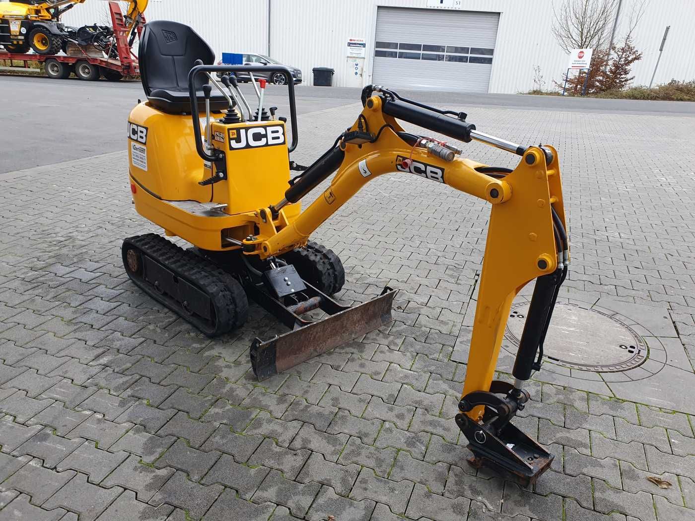 Fahrzeugabbildung JCB 8008 CTS / MS01 / nur 103h! / 2023
