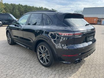 Porsche Cayenne - 5