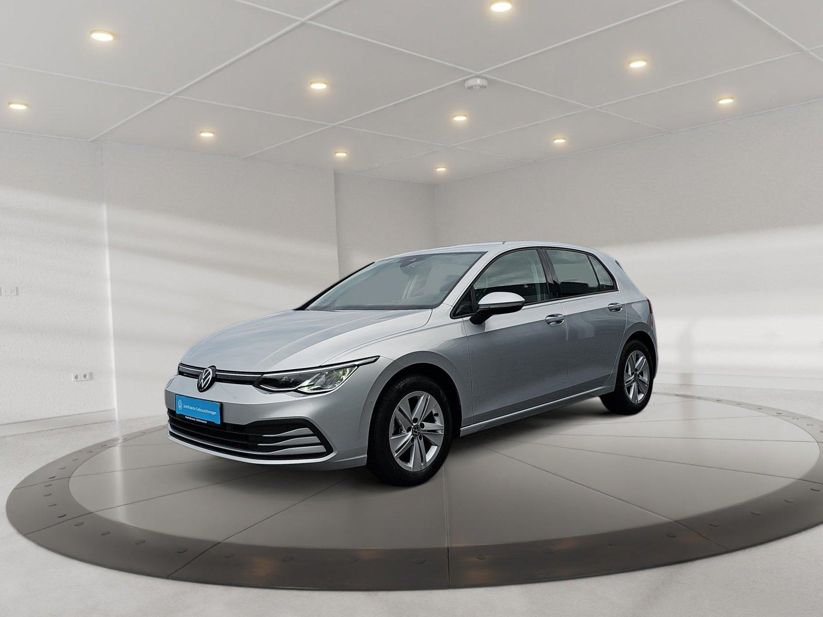 Volkswagen Golf VIII 1.5 TSI Life ACC Akustikglas DynLicht