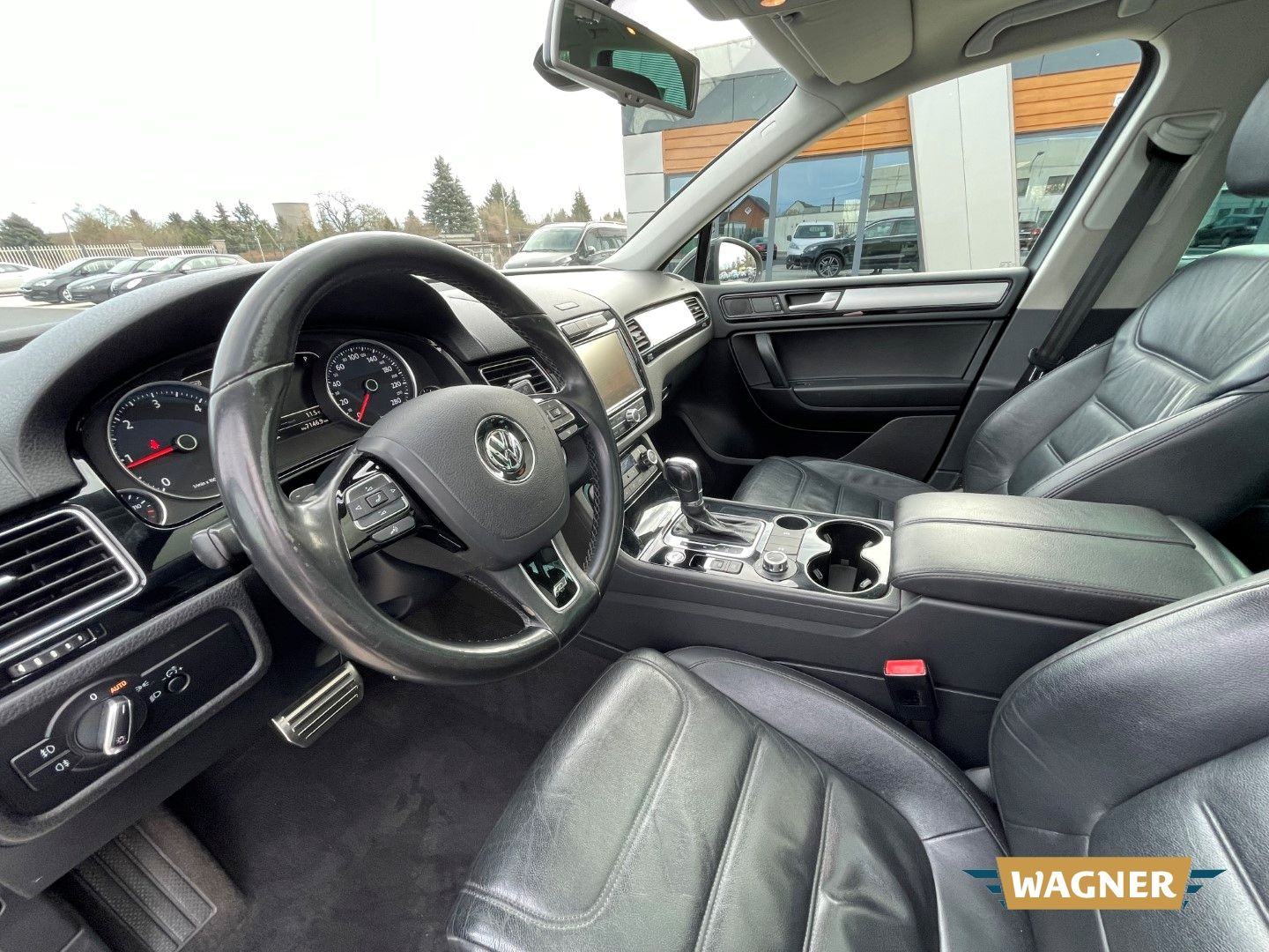 Fahrzeugabbildung Volkswagen Touareg V6 TDI BMT 3.0 R-Line Automatik