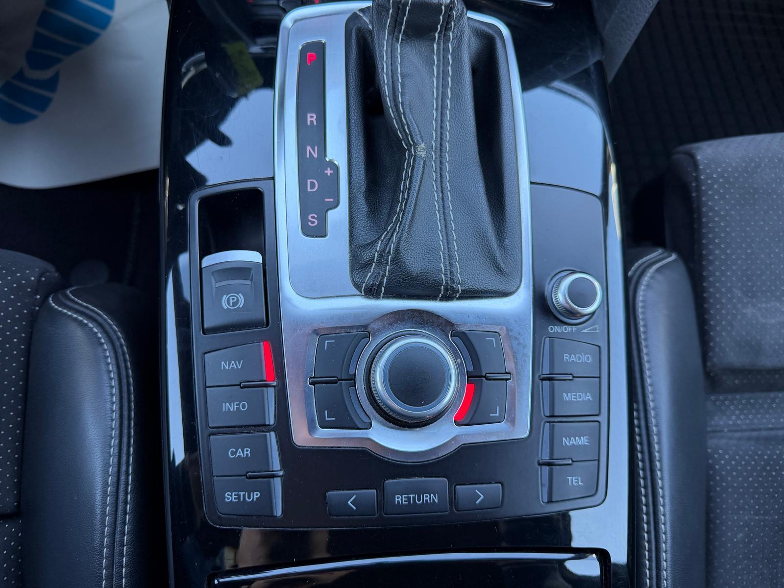 Audi Quattro 2011 — photo 19