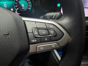 Volkswagen Golf VIII Lim. Active eTSI AT LED Navi SH