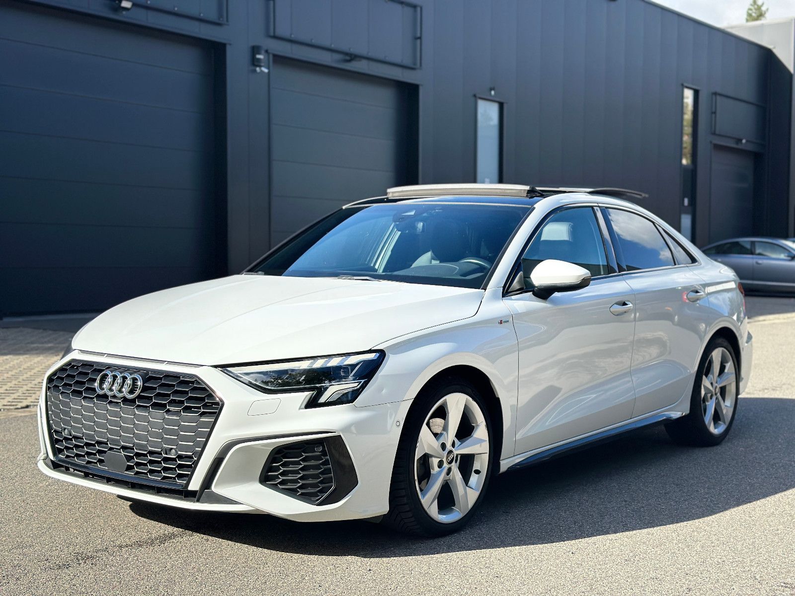 Audi A3 Lim. 35 TDI *3x S line *MATRIX*PANO*VIRTUAL imagem 3