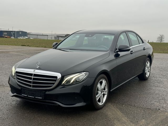 Mercedes-Benz E 220d Lim. *4-Matic,AHK,9-G Autom.,Kamera*