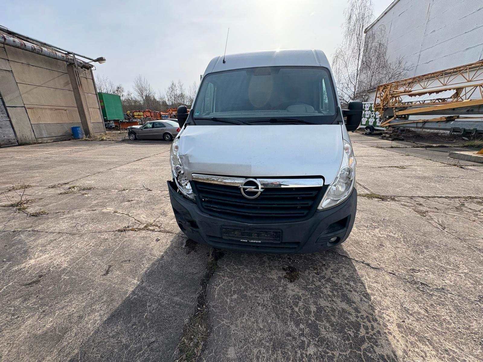 Opel Movano
