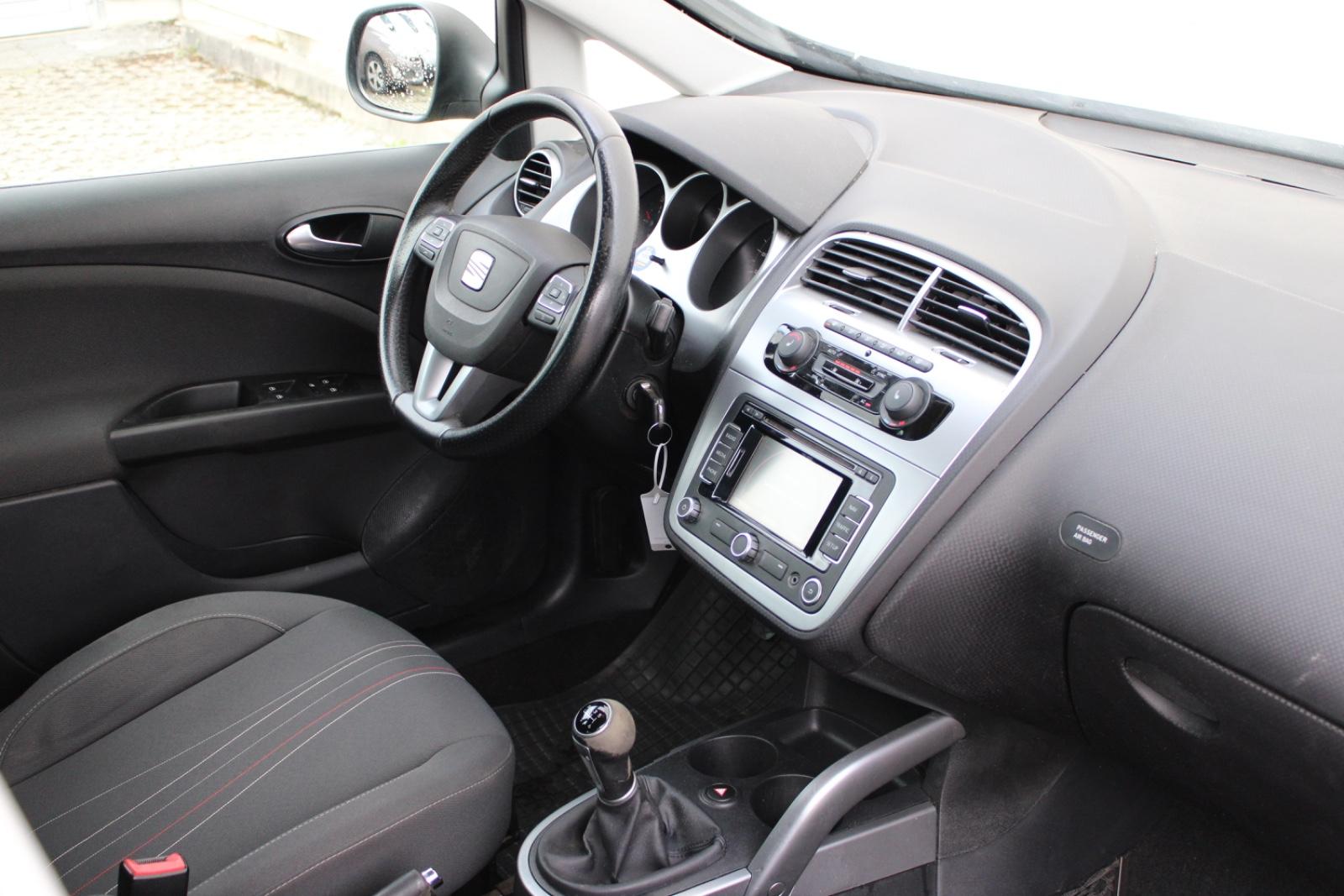 Seat Altea XL 2012 — photo 15