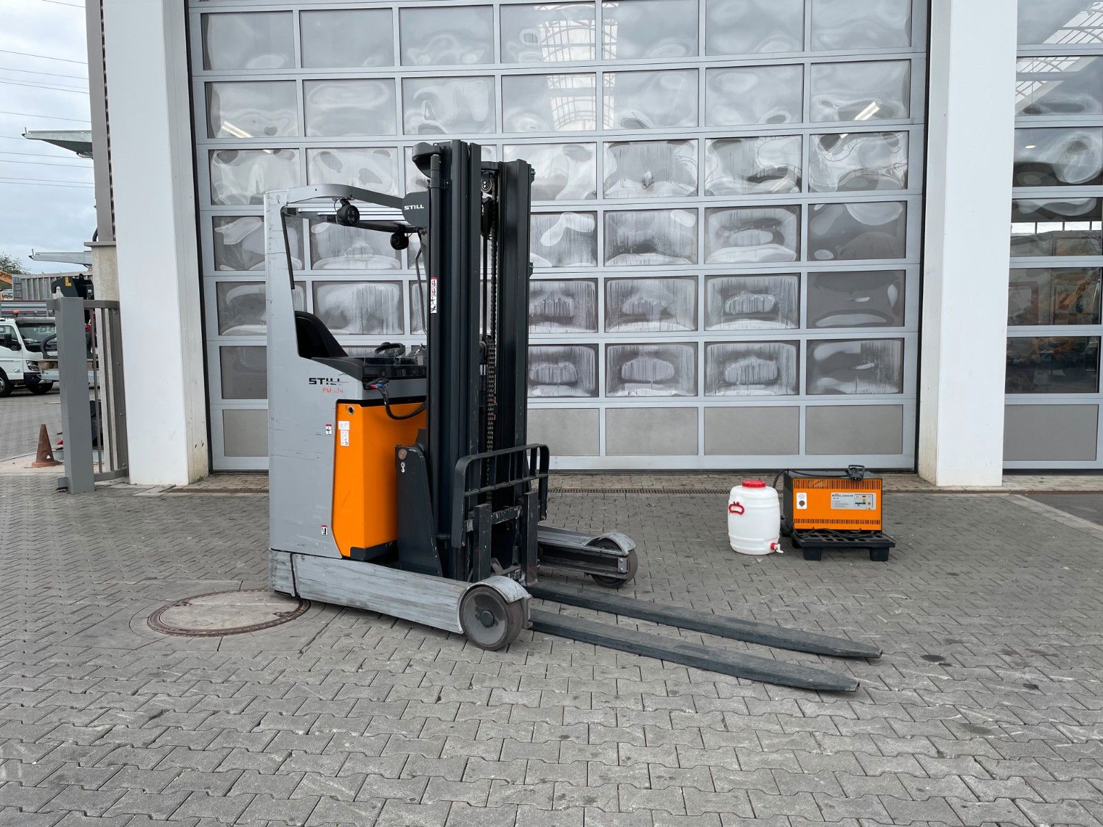 Fahrzeugabbildung Still FM-X 14 / Schubmaststapler / 451h / HH: 5.65m