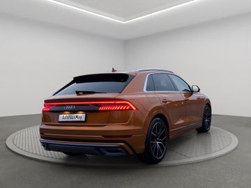 Audi Q8 - 8