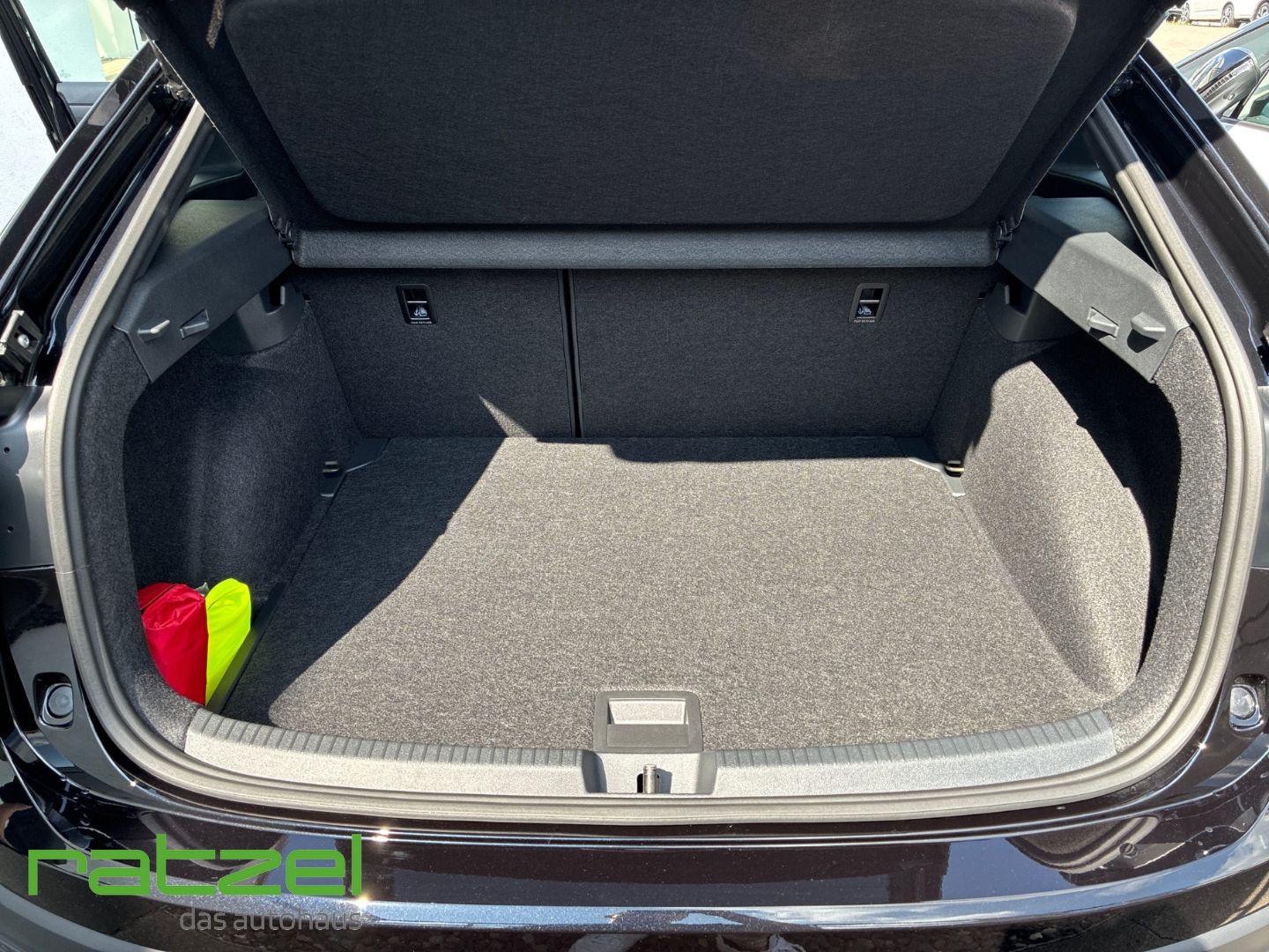 Fahrzeugabbildung Volkswagen Taigo GOAL 1.0 TSI  LED+AHK+ACC+PDC
