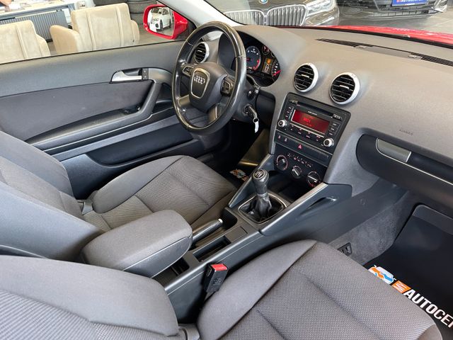 Audi A3 2.0 TDI Attraction*TÜV1226*Klima*Schiebedach