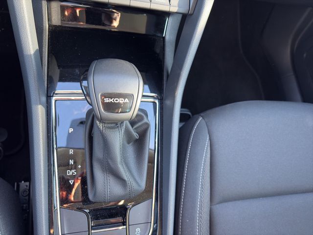 Karoq 1.5TSI DSG Drive AHK