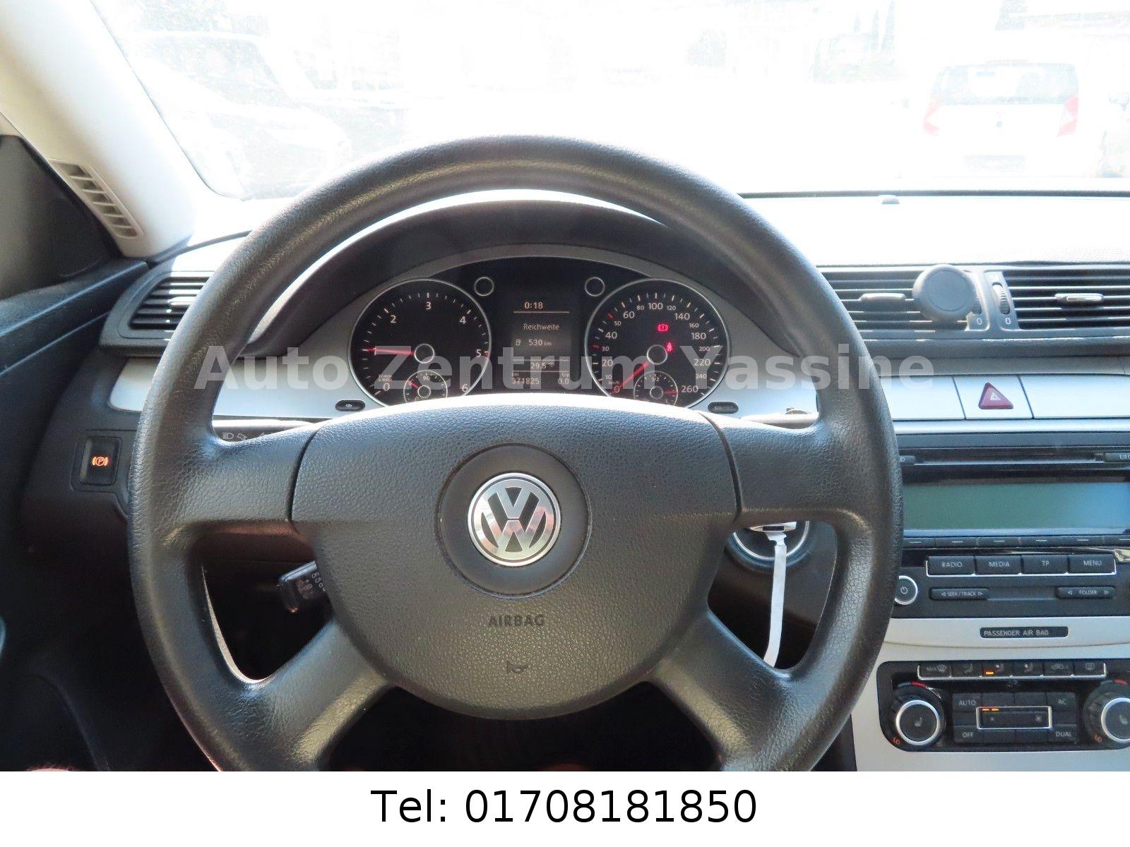 Volkswagen Passat 2010 — photo 20