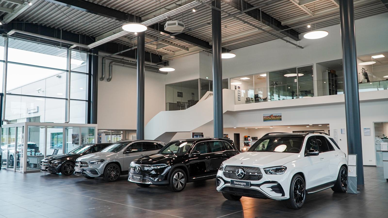 showroom-image-bottom