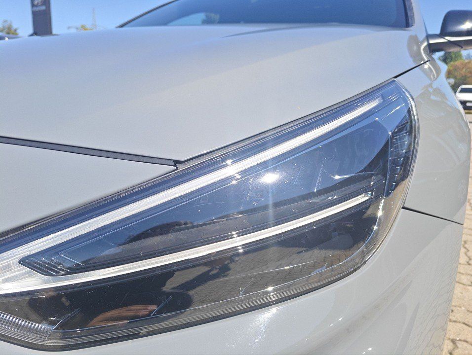Fahrzeugabbildung Hyundai i30 1.5 T-GDI M/T N Line Navi i30 1.5 T-GDI M/T