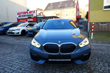 Fahrzeugabbildung BMW 120 1 Limousine 120 d xDrive Sport Line