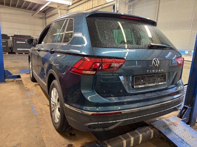 Volkswagen Tiguan 2.0 TDI DSG ACTIVE AHK NAVI KAMERA HuD
