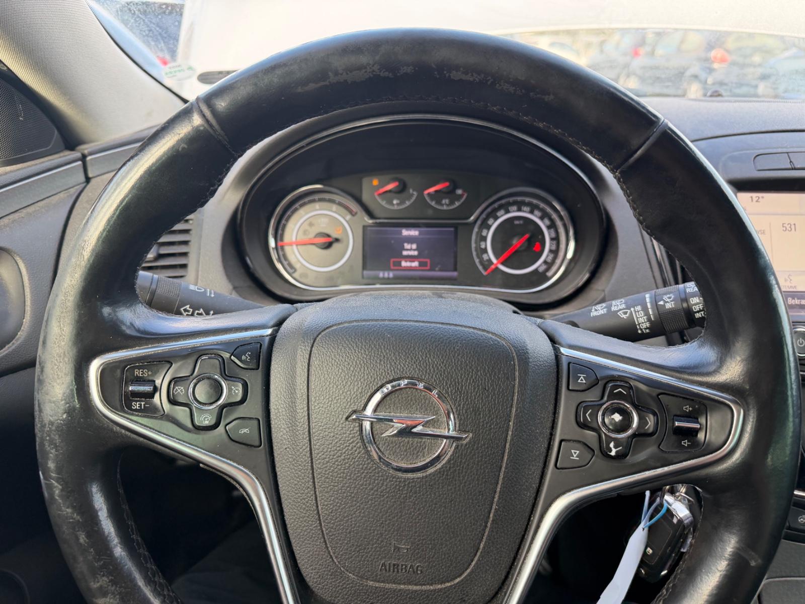 Opel Insignia 2015 — photo 14