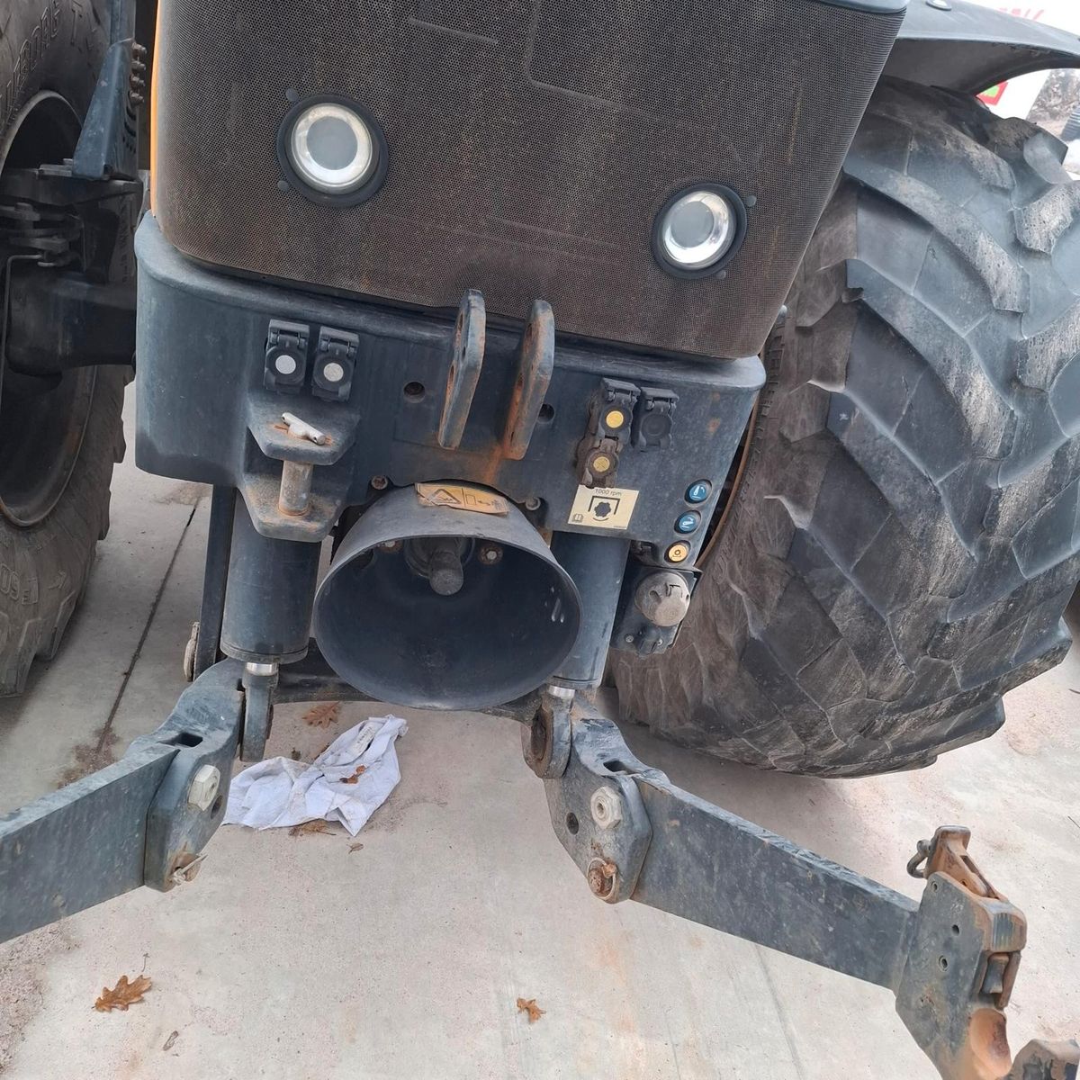 Fahrzeugabbildung JCB Fastrac P148B Schlepper 2017