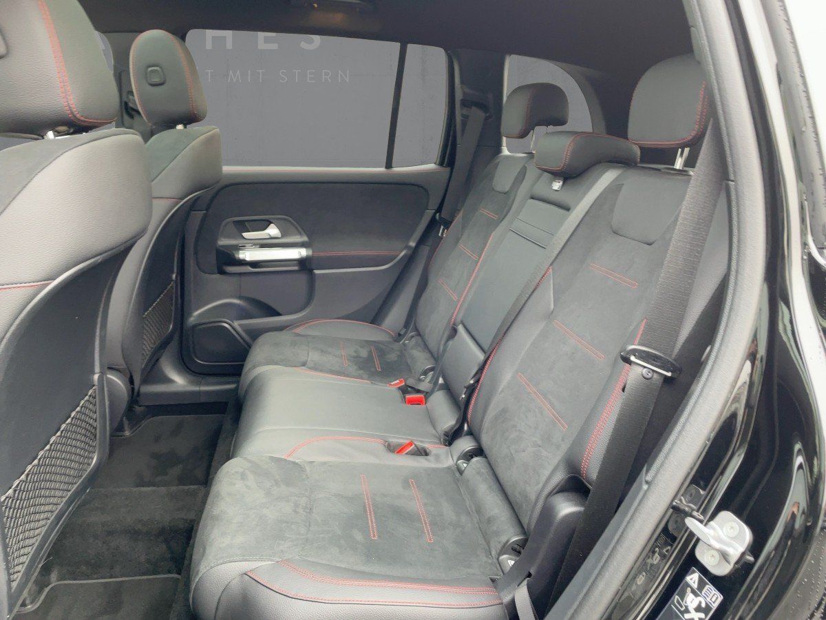 Fahrzeugabbildung Mercedes-Benz GLB 200 d AMG/Night/Pano/360°/AHK
