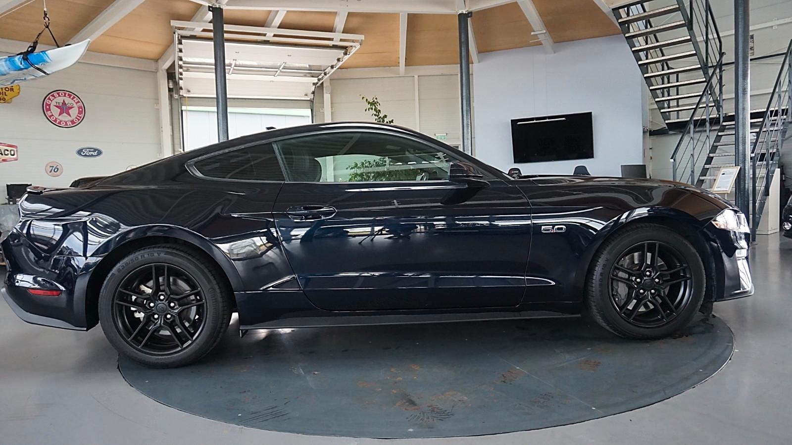 Ford Mustang 5.0 V8 GT Auto*Leder*Alu*PDC*Kamera*