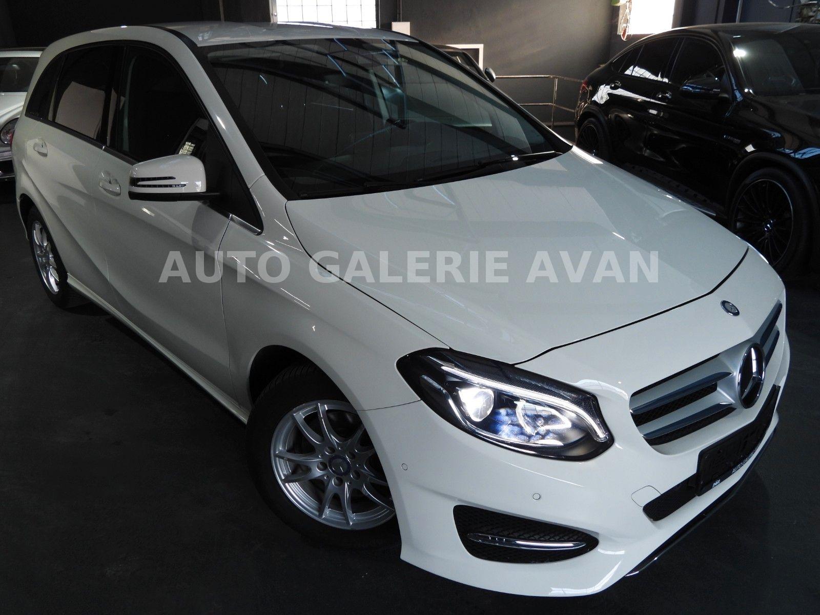 Mercedes-Benz B 180