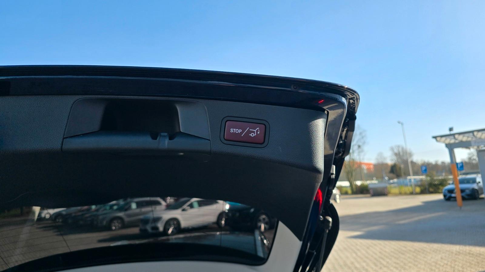 Mercedes-Benz C 180 T 9G Avantgarde LED NAV SHZ PDC