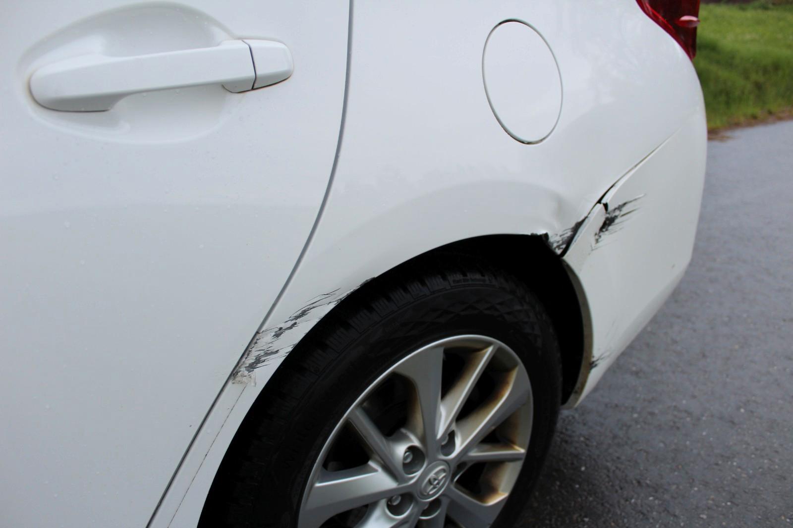 Toyota Auris 2014 — photo 9