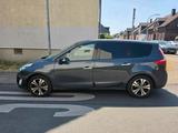 Renault Grand Scenic 1.9 dCi 2011 Bj 193.0... - Renault Grand Scenic in Duisburg