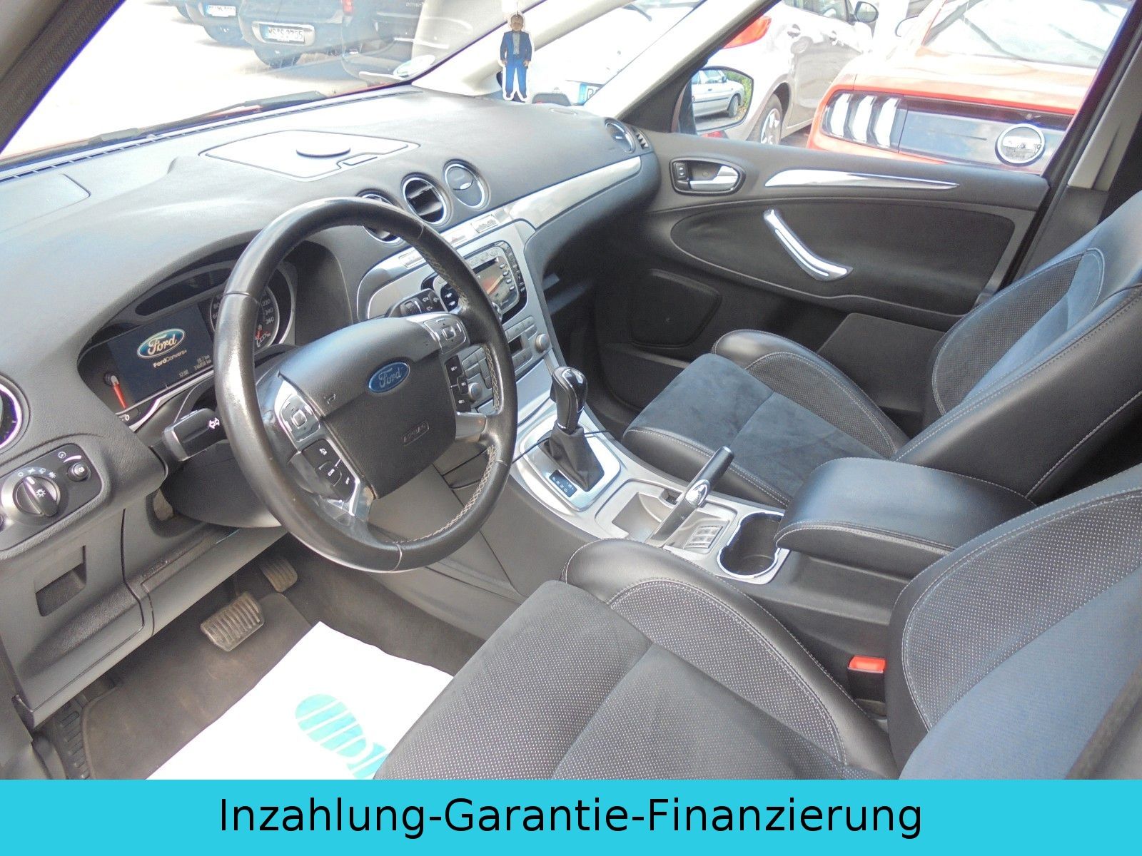 Fahrzeugabbildung Ford S-Max 2,3Titanium  Automatik/Klimaaut./7 Sitzer/