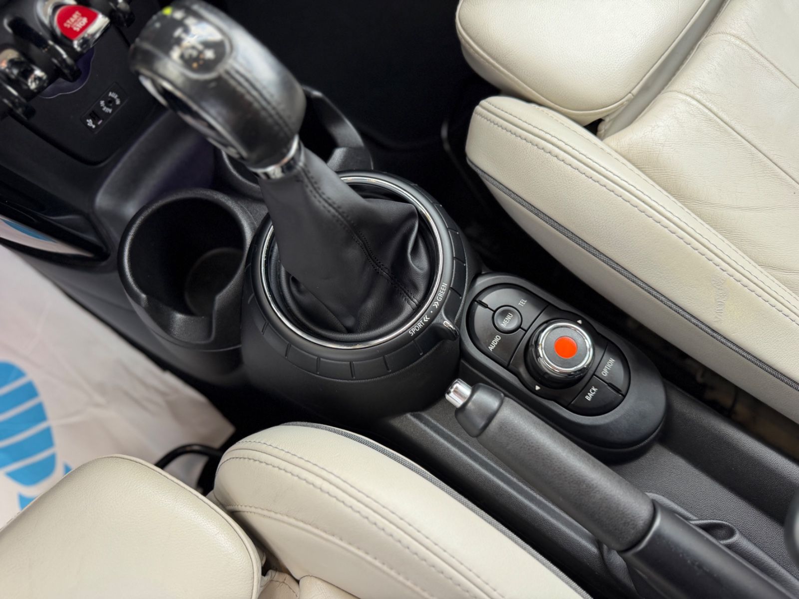 Cooper S Aut. Pepper Leder Navi Tüv&Service NEU