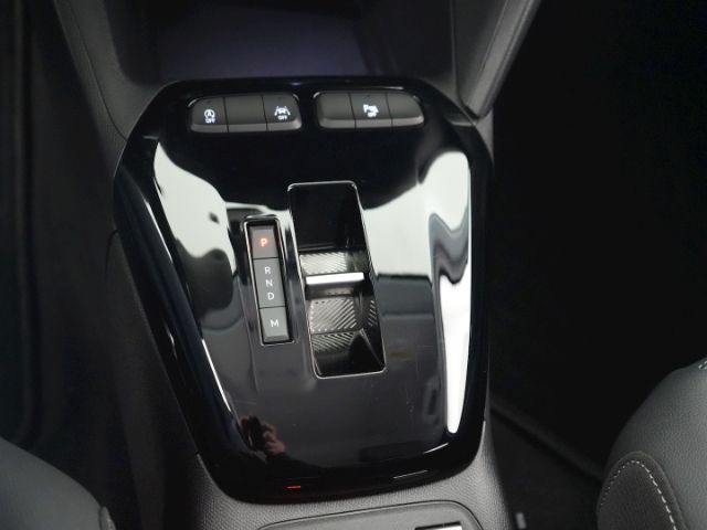 Corsa F ELEGANCE AT+LED+NAVI+RÜCKFAHRKAMERA+SITZ