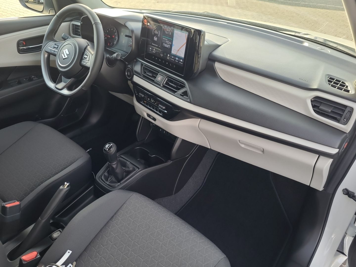 Suzuki Swift - Bild 16