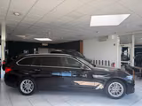 BMW 520 PANO STHZG HUD HARMAN KARDON AHK LED TOP - schwarze BMW 520
