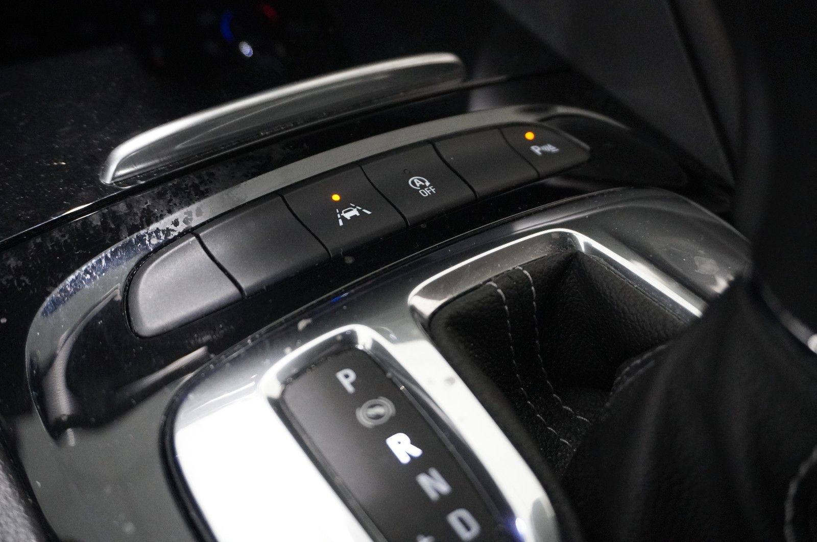 Fahrzeugabbildung Opel Insignia B ST 2.0D BUSINESS NAVI/HUD/KAMERA/AHK
