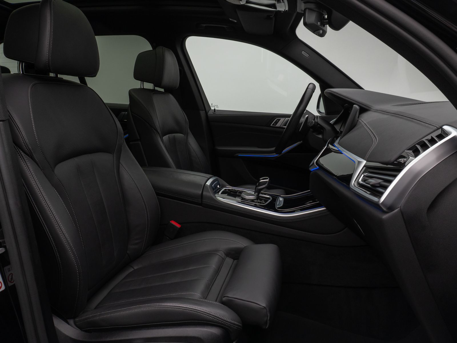 Fahrzeugabbildung BMW X5 xD30d M Sport Panorama 360°Laser HUD DAB HiFi