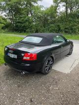 Audi A4 1.8 T multitronic Cabriolet - - Audi A4 aus 2005: 1.8