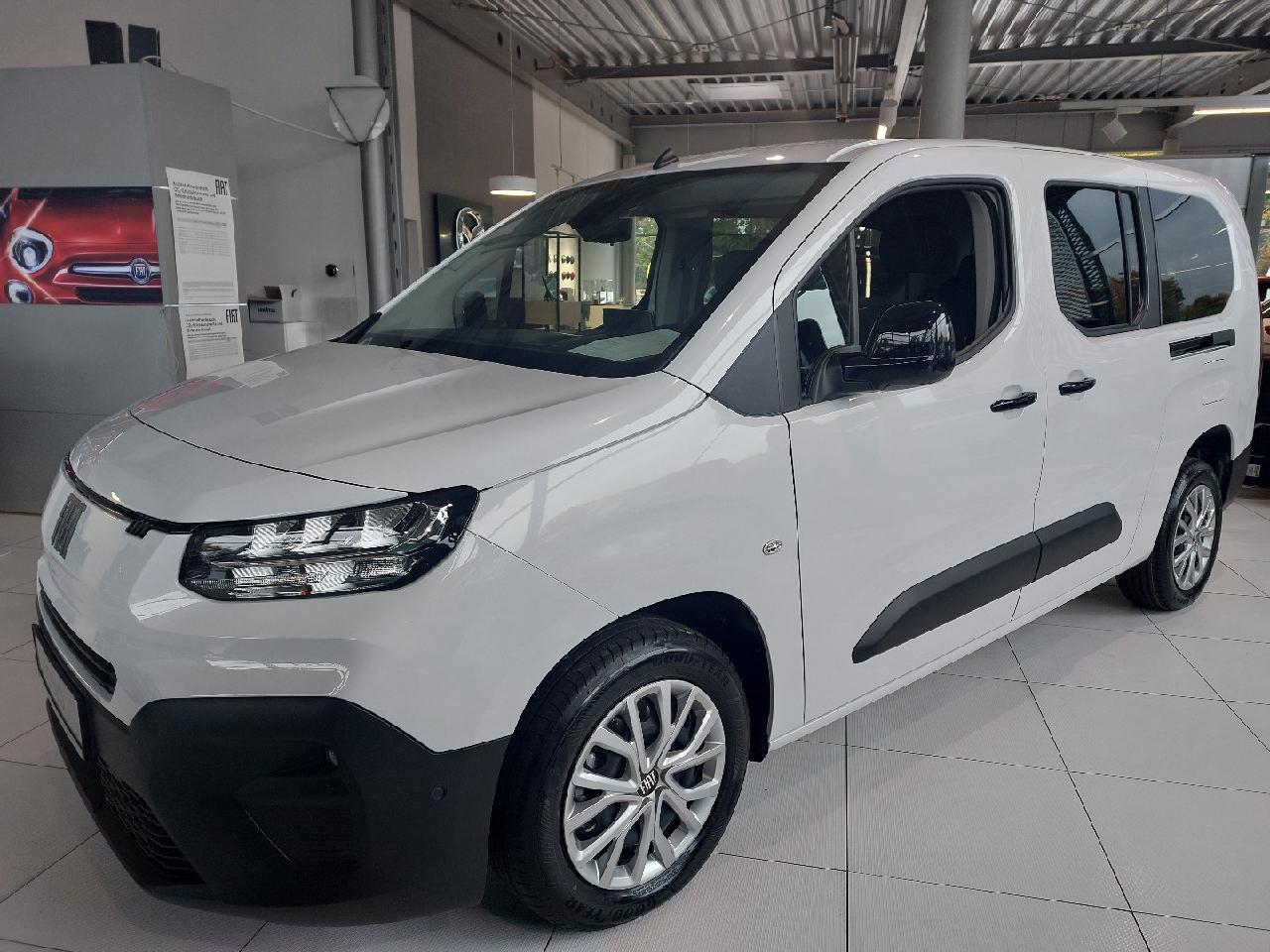 Fiat Kombi Maxi XL 1.5 130 Aut. 7-Sitz LED Navi... 