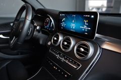 MERCEDES-BENZ GLC 200 4M Coupe*Night*Business*High-End*LED*19"
