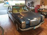 Mercedes-Benz Strich 8 - Mercedes-Benz mit Diesel-Antrieb: Strich 8